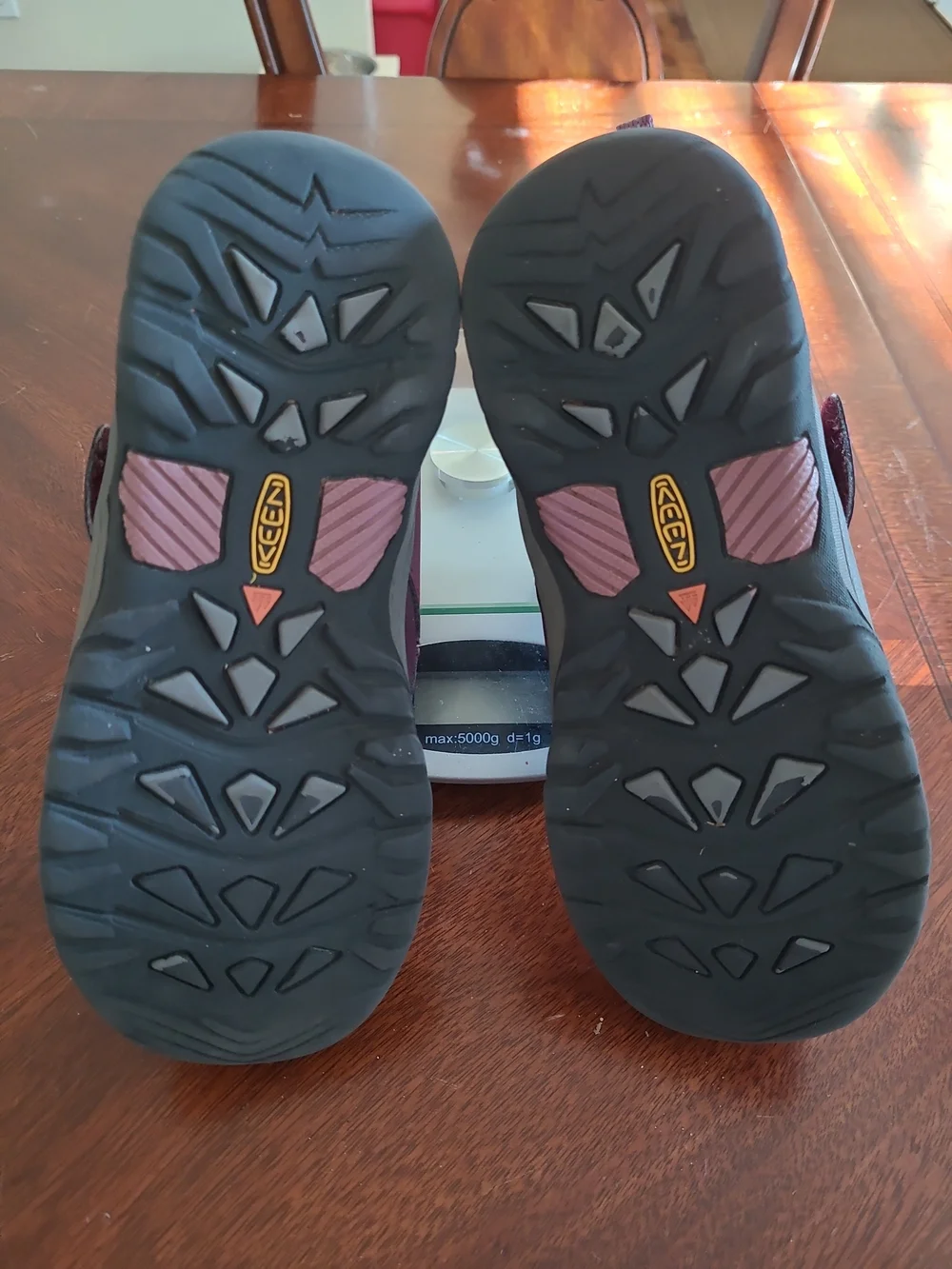 Keen Kids Kootenay Waterproof Burgundy Winter Boots Youth Size 2/ EUR 34